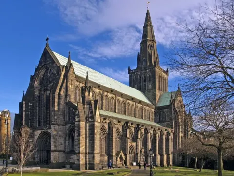 Start your journey at Glasgow Cathedral